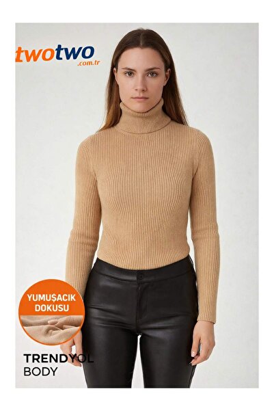 Two Two TWOTWO Vison Рибарска яка кардиган с Шардонс Стандартен размер Пулове...