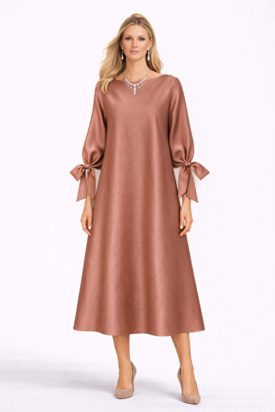 MERT ERKAN Kol Ağzı Bağlama Detaylı Midi Saten Salaş/A-Form Elbise