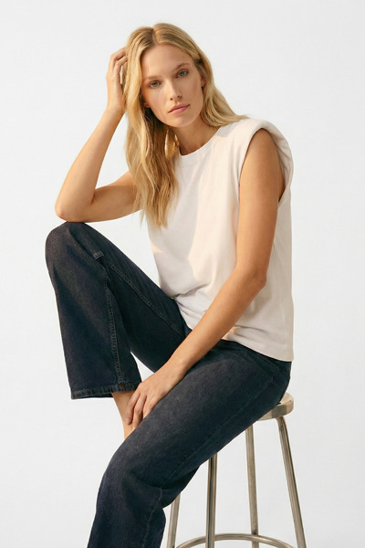 poupee Beyaz Kadın T-shirt, Kolsuz Vatkalı T-shirt, Beyaz T-shirt, Beyaz Vatk...