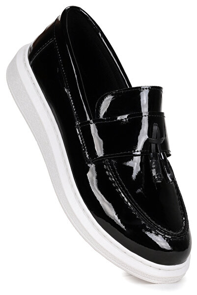 Kiko Kids حذاء تولا للأولاد بفيونكة من الجلد اللامع