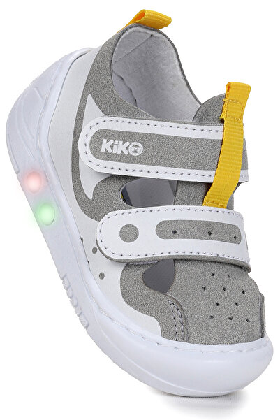 Kiko Kids أحذية رياضية مضيئة للأطفال الأولاد من نيرا كيرتلي