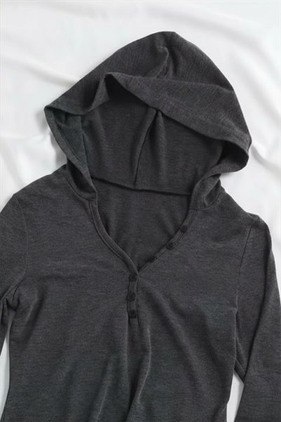 Karakedi Antrasit Henley Yaka Y2K Kapüşonlu Uzun Kollu Crop