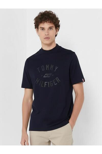 Tommy Hilfiger تي شيرت رجالي برسومات فارستي مريح