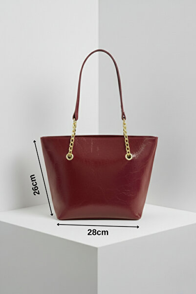 Lesa Wear حقيبة يد وكتف كبيرة الحجم بحزام سلسلة ومقصورة واحدة مزودة بسحاب ومل...