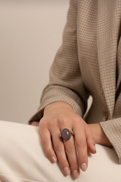 Süspüs Accessories خاتم أصلي بيضاوي الشكل قابل للتعديل مرصع بحجر الليبيدوليت