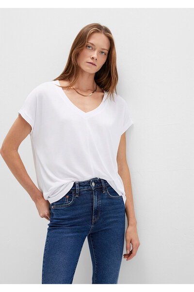 Mavi V Yaka Beyaz Basic ViskozTişört Loose Fit / Bol Rahat Kesim 166449-620