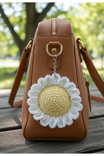 ADeN Accessories & Punch El Örgüsü Amigurumi Papatya Anahtarlık Çanta Süsü | ...