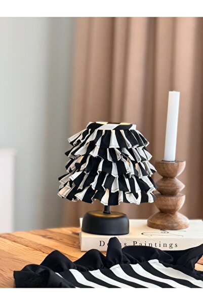 KaiAtelier Stripe Keten Fırfırlı Kablosuz Masa Lambası / Mat Siyah Ayak