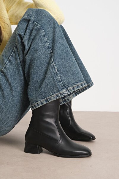 Mio Gusto Callie Siyah Renk Ince Kürk Astarlı Yandan Fermuarlı Küt Burunlu Ka...