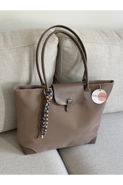 BAGLOVİS CHARM DETAYLI BÜYÜK BOY KOYU VİZON TOTE ÇANTA EN40 BOY30