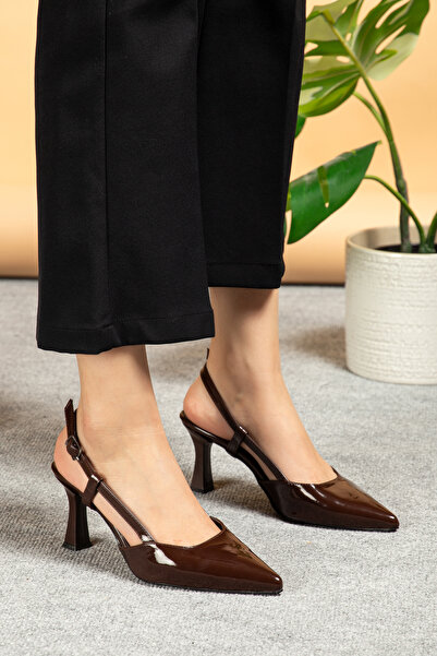 bakacstore Kadın Kahverengi Rugan Sivri Burun Şık Topuklu Ayakkabı