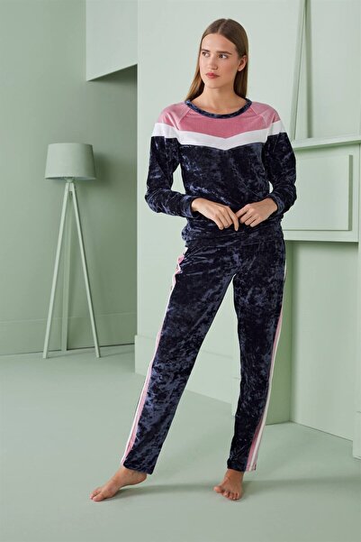 Doreanse 4330 Kadife Uzun Kollu Kadın Pijama Takımı