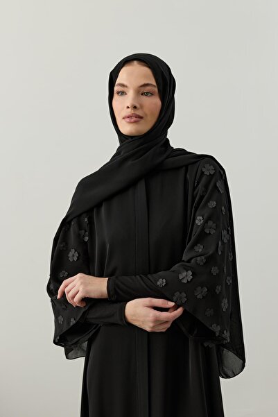 Ferraceci Siyah Dubai İpeği Yonca Detaylı Truvakar Kol Yonca Ferace