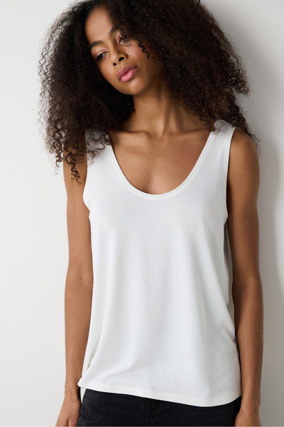 Penti Beyaz Askılı Loose Modal Atlet