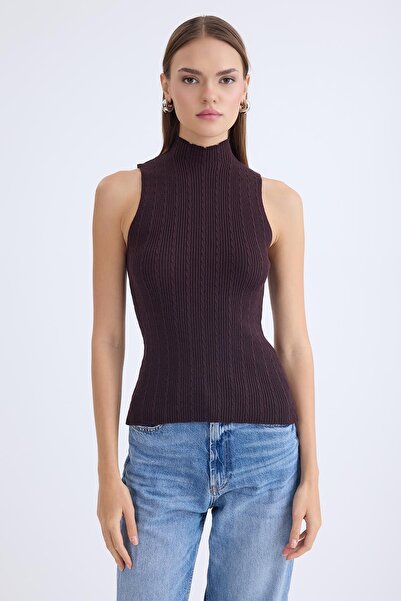 Vitrin Dik Yaka Örgü Desen Sıfır Kol Triko Bluz