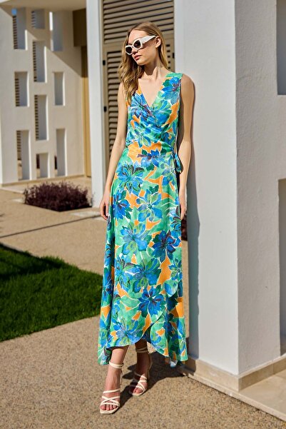 Vitrin فستان برباط على شكل حرف V وخصر على شكل زهرة