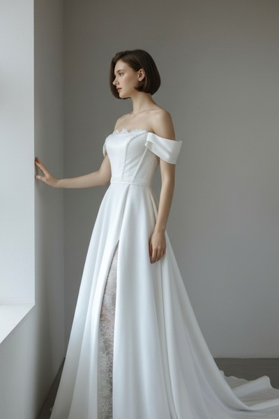 bride in love Dantel detay yırtmaçlı ışık saten gelinlik,nikah elbisesi