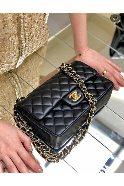 Generic A luxurious and distinctive classic shoulder bag