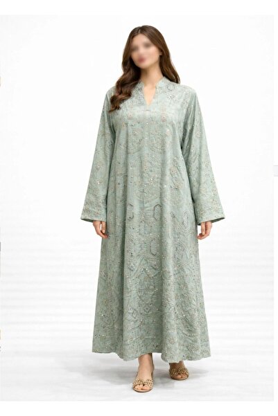 ELLA Kuwaiti jalabiya with luxurious embroidery, perfect for Ramadan.