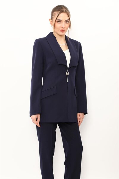 ÖNDER ÖZSOY جاكيت نسائي طويل عصري من أمريكان ياكا - أزرق داكن