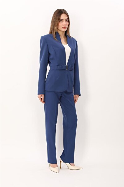 ÖNDER ÖZSOY Classic Jacket with High Collar & Trousers with Pockets Women's S...