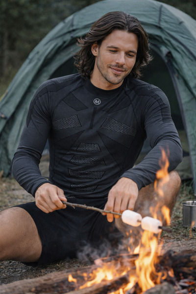 MioFit Men's Sports T-Shirt with Long Sleeves