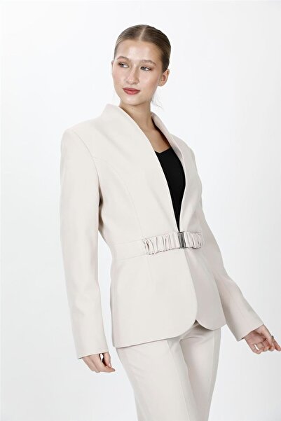 ÖNDER ÖZSOY Classic Women's Jacket with High Collar Model - Beige