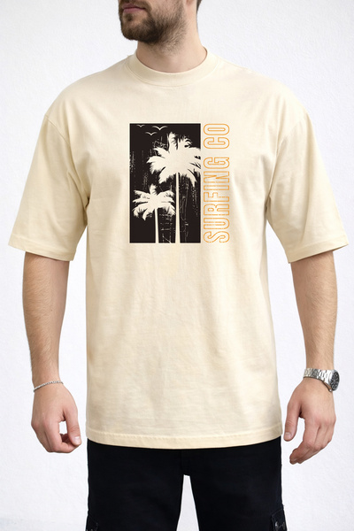 caddekombin تي شيرت رجالي من Palmiye Silüetli Surfing Co مطبوع عليه نص باللون...