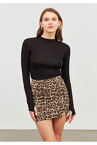 GURBET GİYİM Parmak geçirmeli bisiklet yaka basic badi