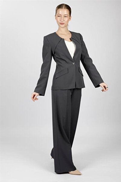 ÖNDER ÖZSOY Zero Collar Single Button Sports Jacket & Classic Palazzo Women's...