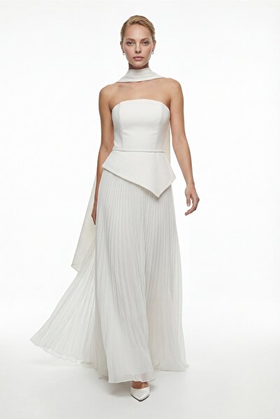 Lafaba Kadın Beyaz Dar Kalıp Şal Yaka Piliseli Uzun Söz Nişan Nikah Abiye