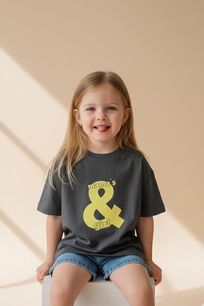 Monila Детска памучна тениска с принт на велосипед на врата