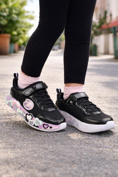 minibonito Girls' Velcro Sneakers (Heart Detail)