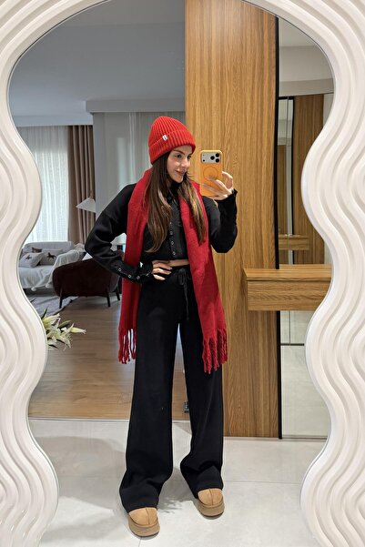 Gizem Ecemiş Welma Black Snap Button Knitwear Set