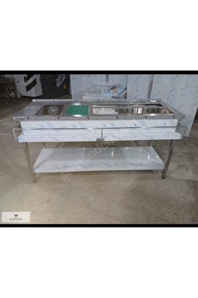 LUNNA ENDÜSTRİYEL KOKTEYL HAZIRLIK TEZGAHI 200*70*30 BUZ HAVUZLU EVYELİ RİNSERLİ