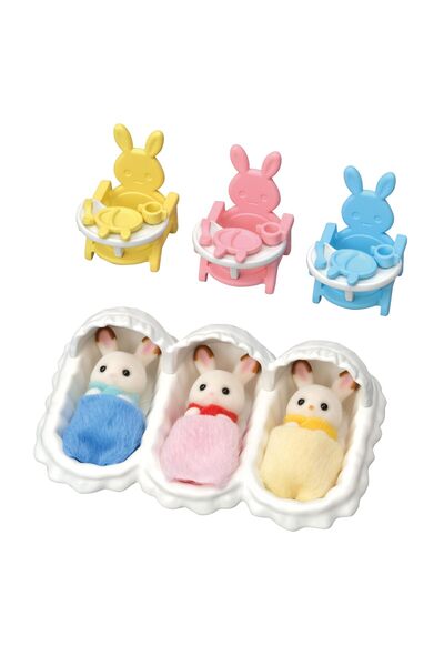 SYLVANIAN FAMILIES مجموعة لعب بيت الدمى للعناية بالتوائم الثلاثة – تتضمن دمى ...