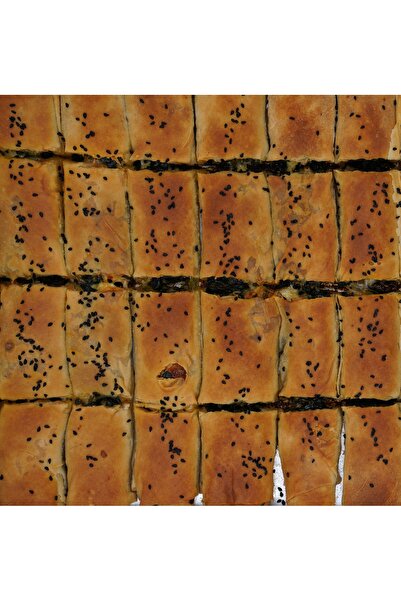 Asma Altı - Lezzetten Taviz Yok El Açması Tereyağlı Börek (tepsi ile)