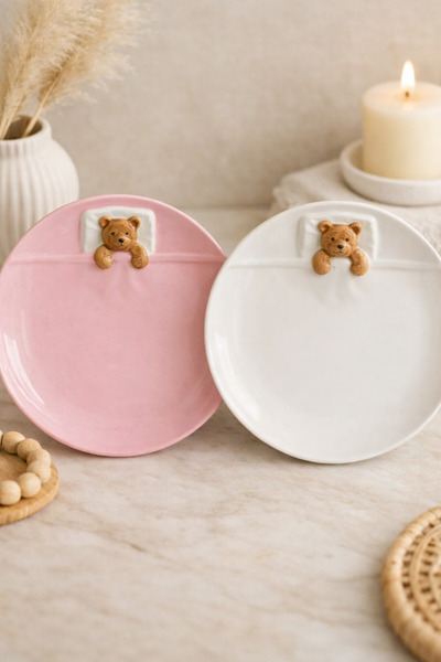DİVAYS طقم أطباق كيك يدوي الصنع بتصميم دب نائم 19 سم (1 وردي و1 أبيض)