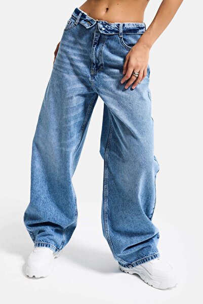 it's basic Women's Blue 2S6-4 Straight Fit Belt Detailed Special Design Denim...