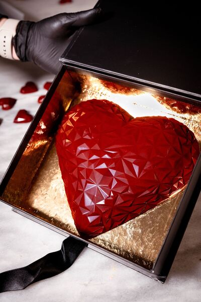 LAURENT CHOCOLATE Pinyata Kalp Çikolata