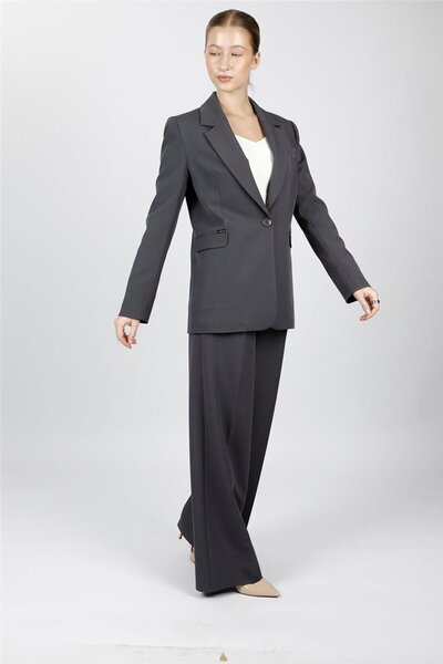 ÖNDER ÖZSOY Oversize Single Button Classic Jacket & Classic Palazzo Women's T...