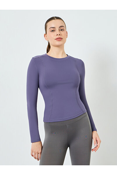 Styli Round Neck Fitted Long Sleeve Top