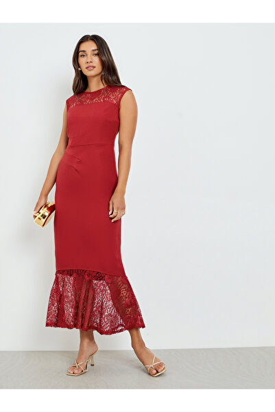 Styli Women Red Lace Sleeveless Mermaid Hem Maxi Dress