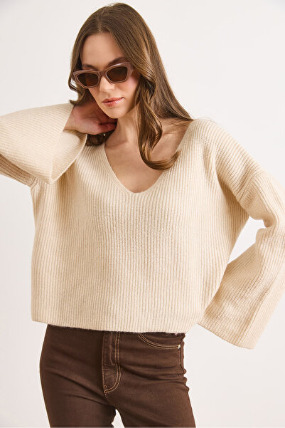 Olalook Women's Stone V-Neck Spanish Sleeve Soft Textured Crop Knitwear Sweat...