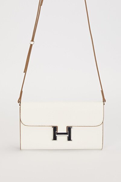 Levidor White Shoulder Bag with Edge Stitching Detail