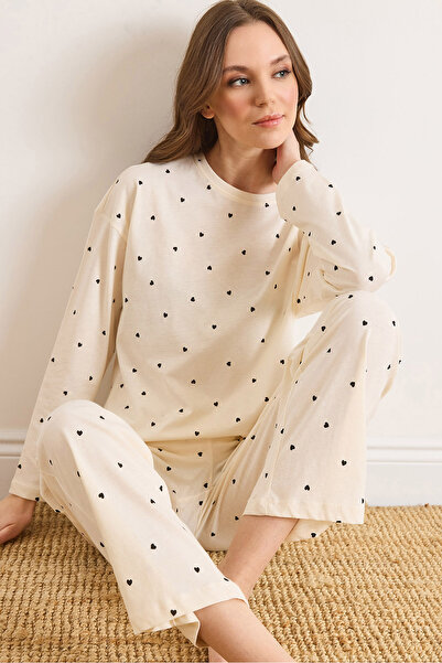 Olalook Women's Beige Heart 100% Cotton Long Sleeve Pajama Set Pjm-00000024