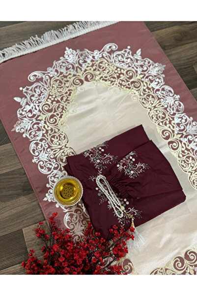 Gerenic A stylish and soft prayer set consisting of a prayer mat, embroidered...