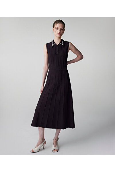 İpekyol Kontrast yaka triko elbise