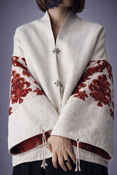 Nulivez White Kimono Jacket with Embroidery Detail – Loose Fit Wide Sleeve Sp...