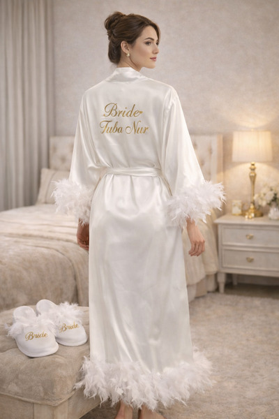ALAZ TASARIM HOBİ Kişiye Özel Nakışlı Uzun Saten Sabahlık Kol ve Etek Ucu Tüy...